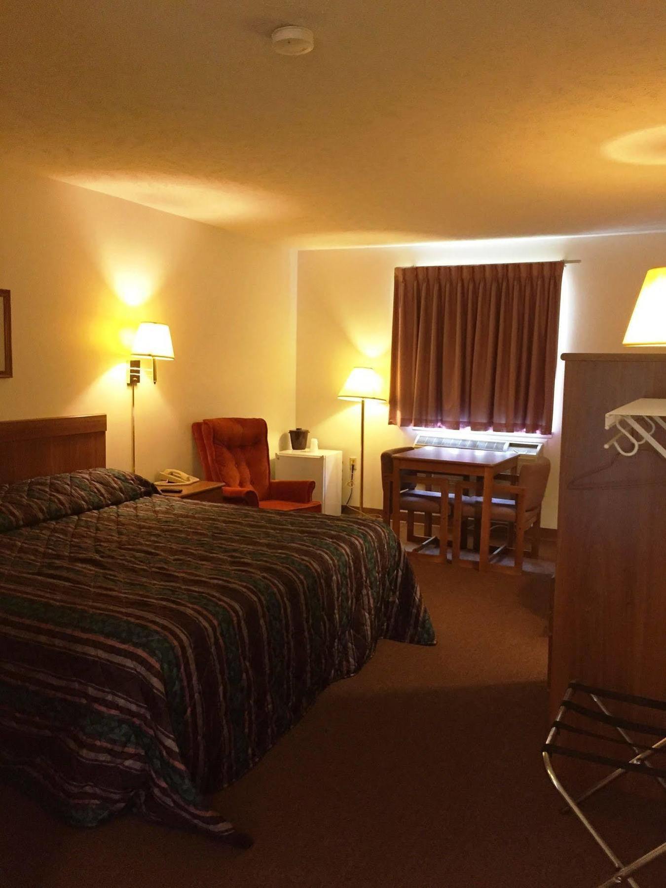 Coronado Motel & Rv Park Lindsborg 외부 사진